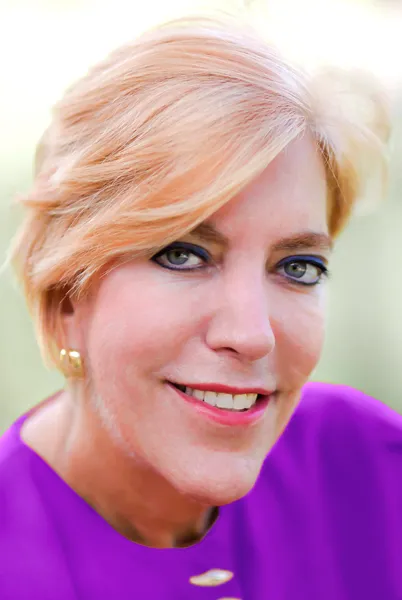Headshot of Dr. Karen Singer